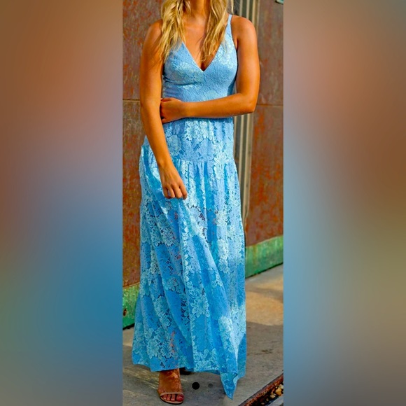 Dress the Population Dresses & Skirts - Dress the Population long blue lace dress medium.